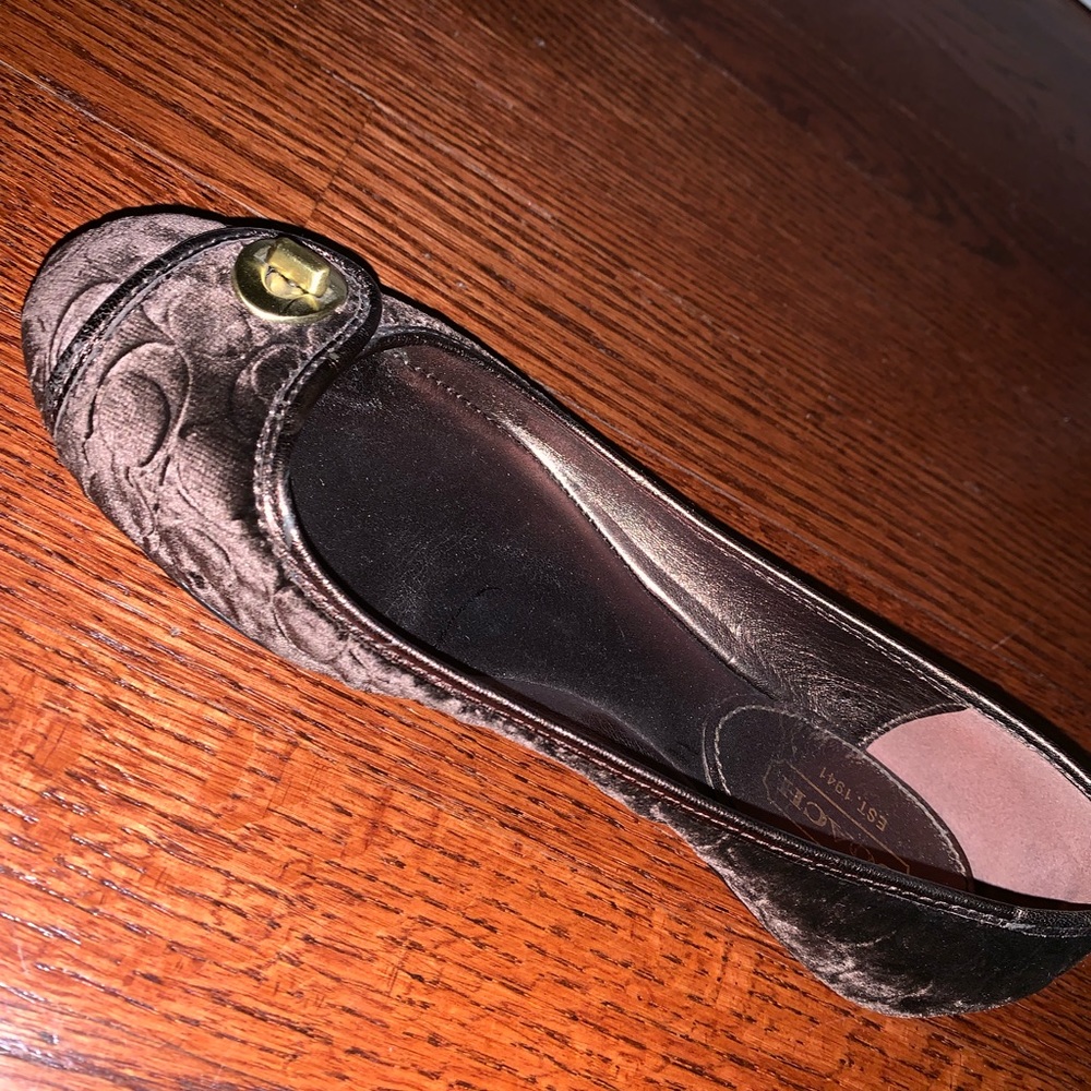 Coach Flats - Picture 3 of 5